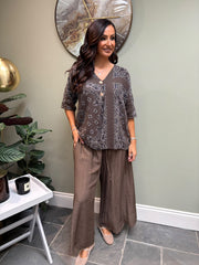 Chocolate Paisley Bubble Cotton Top Quinley