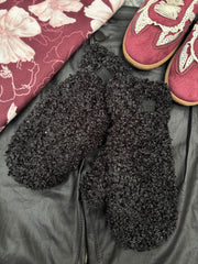 Black Fluffy Mittens