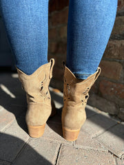 Mocha Floral Detail Western Boots