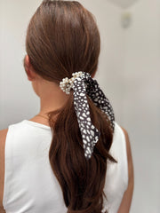 Black Speckled Beaded Bobble