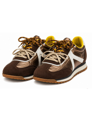 Chocolate Leslie Trainer