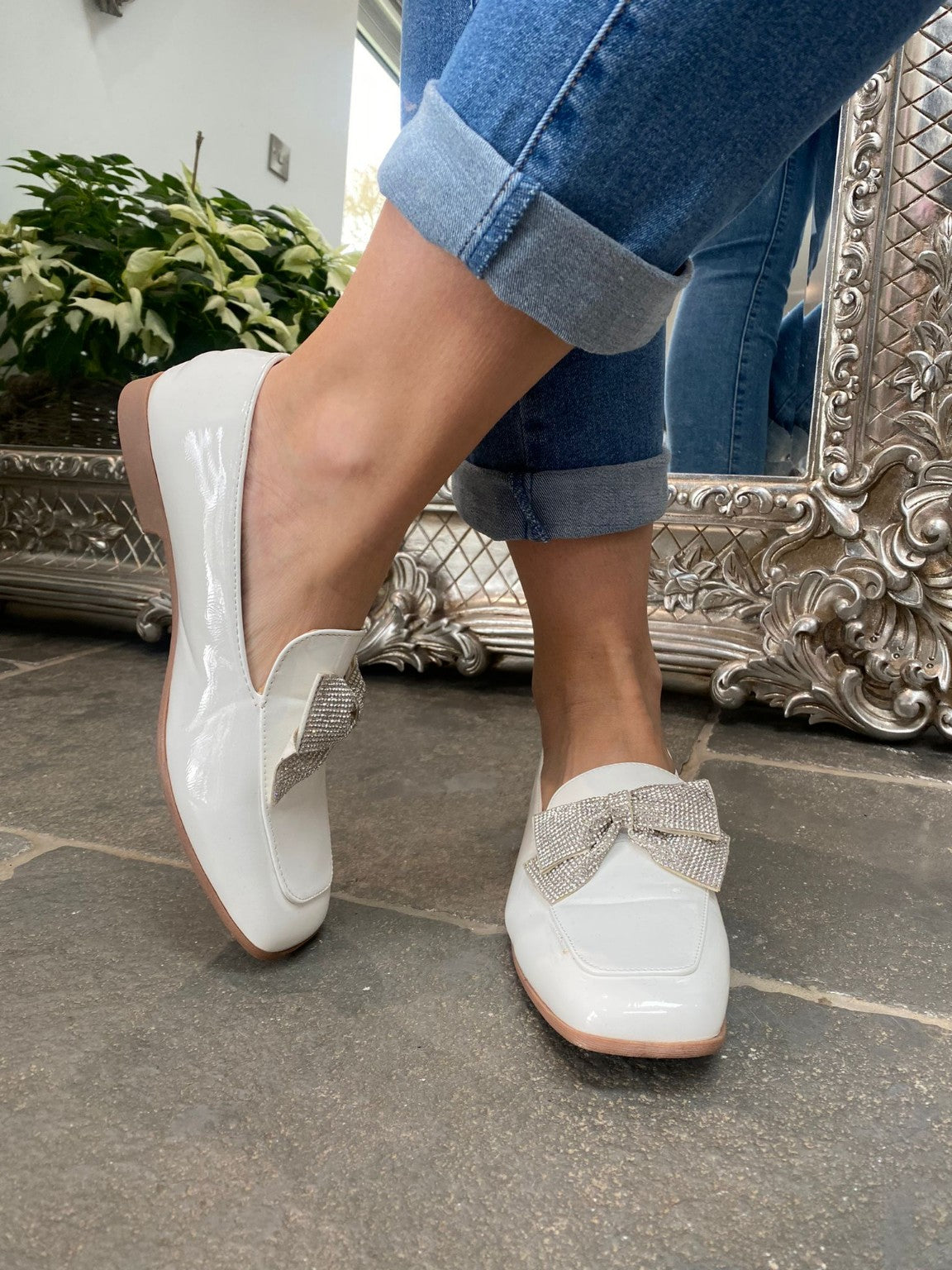 Womens bow deals loafers
